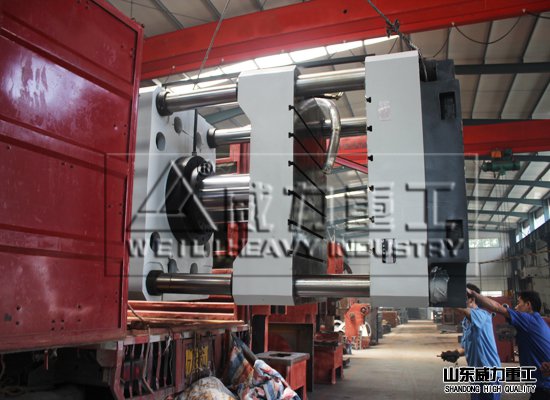 500噸三梁四柱液壓機(jī)裝車發(fā)貨